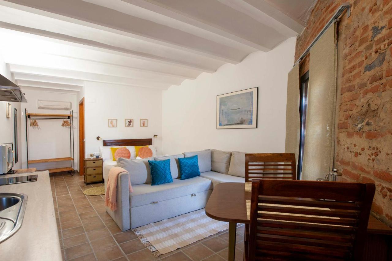 Apartamentos Turisticos Lobelia Suites La Garrovilla Luaran gambar
