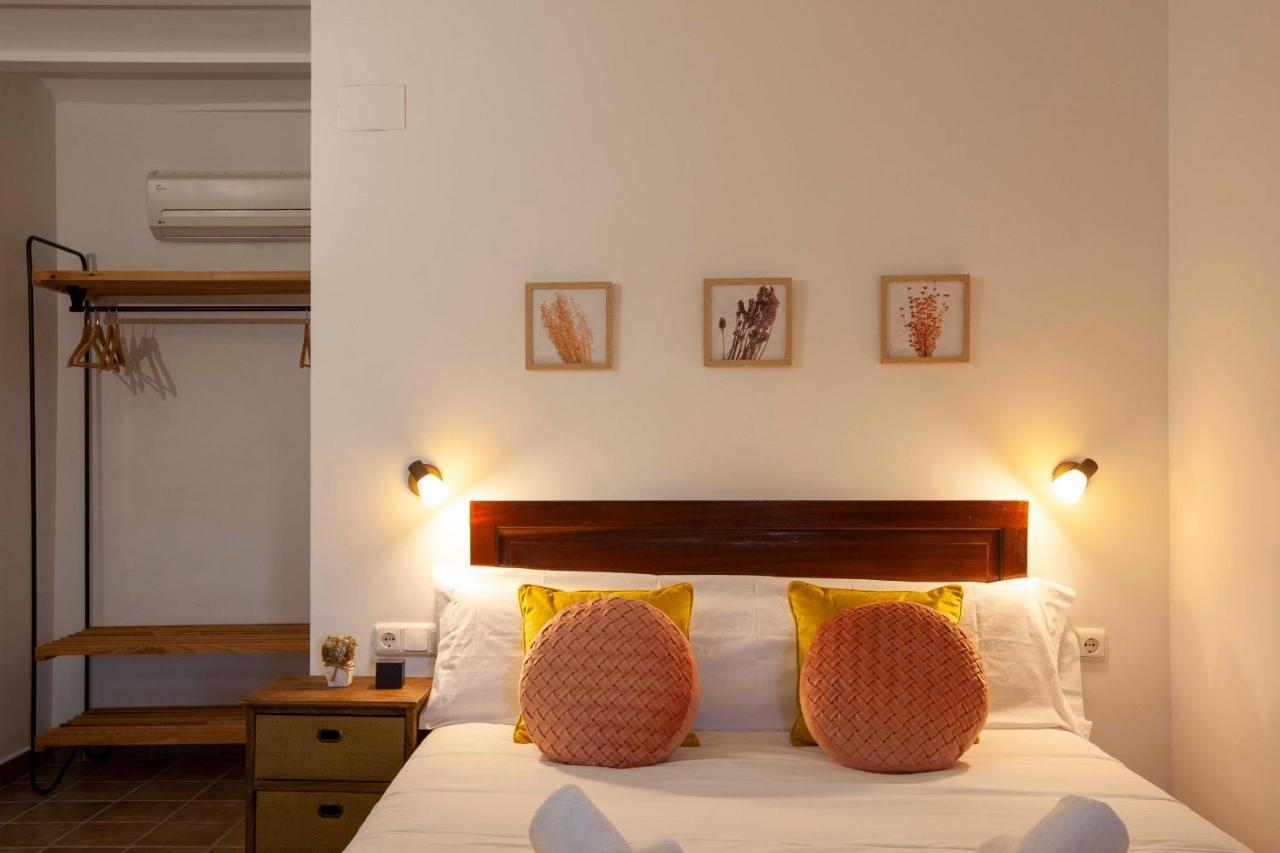 Apartamentos Turisticos Lobelia Suites La Garrovilla Luaran gambar